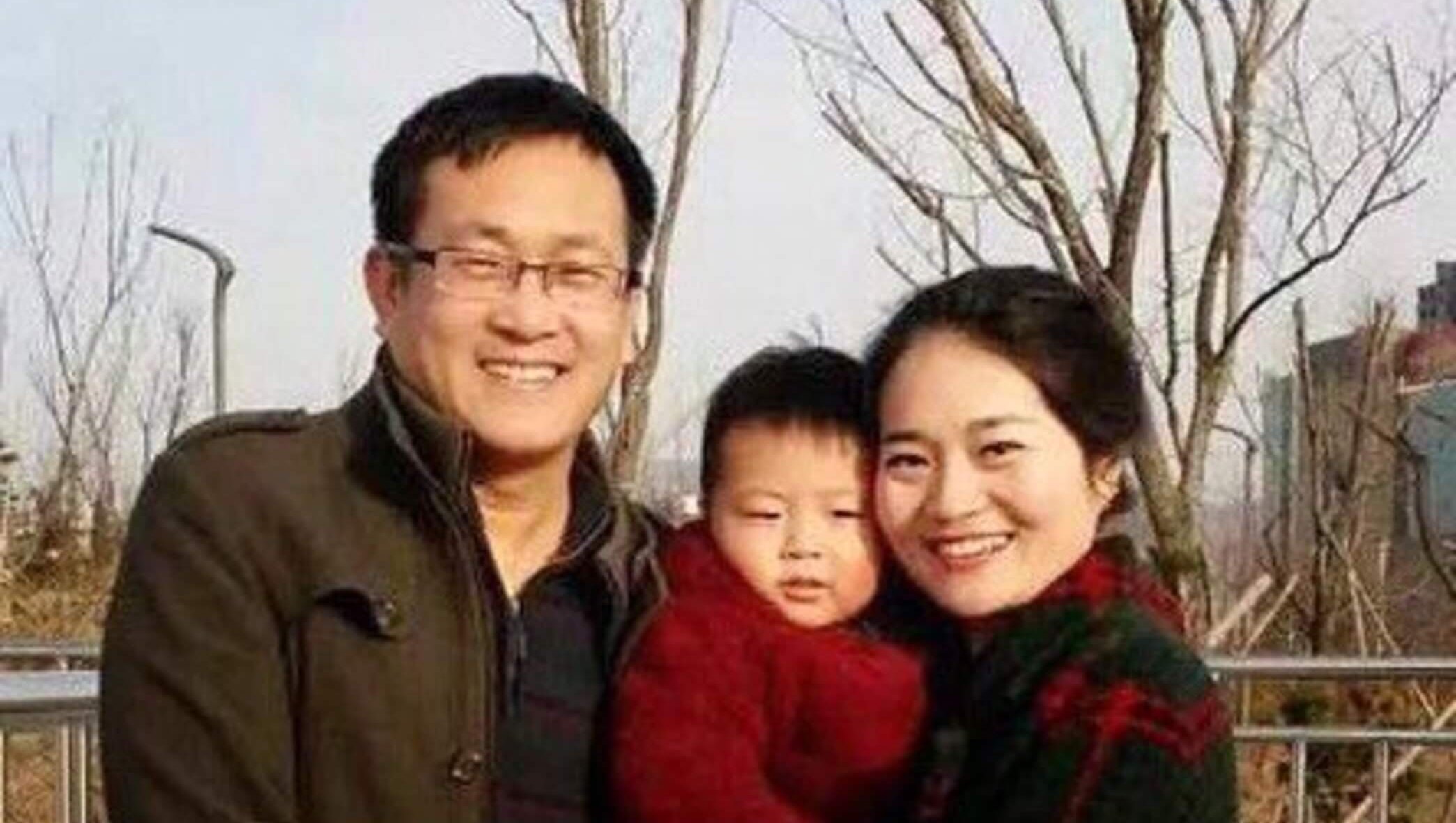 Wang Quanzhang a été placé en garde à vue le 3 août 2015 après être entré dans la clandestinité à la suite de la répression des avocats à partir du 9 juillet . Il a été officiellement arrêté le 8 janvier 2016, soupçonné de "subversion du pouvoir de l'État". Depuis le 12 juin 2017, il est détenu au centre de détention municipal n°2 de Tianjin, sans accès à sa famille ni à l'avocat de son choix.